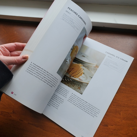 French Cookbook Used - Picture 7 of 8